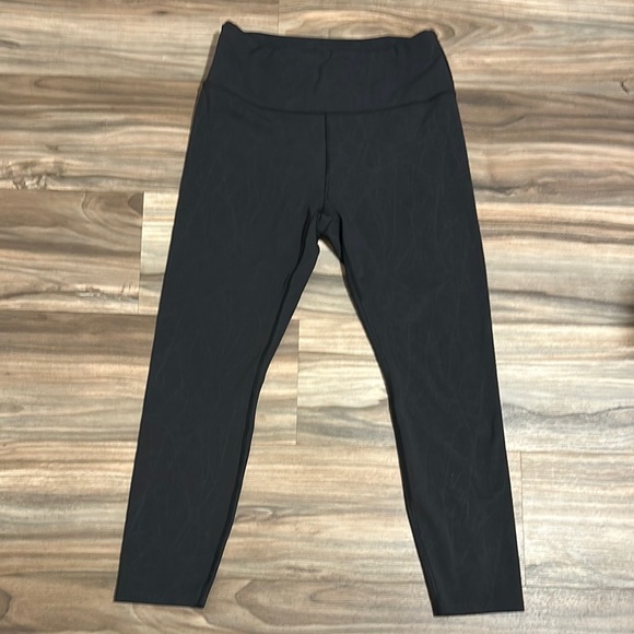 Spyder Workout Leggings Women’s Large Black With Web Print High Rise 7/8 Length - Picture 1 of 10